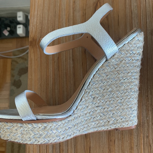 Baffley mischka sandals with silver straps - Picture 3 of 5